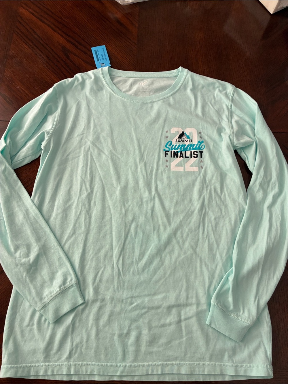 NWT D1 Summit ‘22 Finalist Light Mint Long-Sleeve Tee